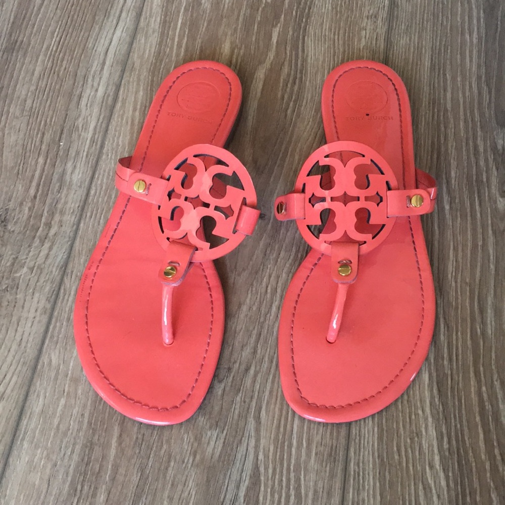 Tory Burch coral flip flop sandal 10